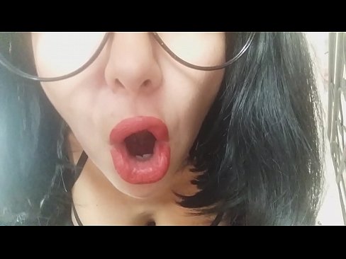 ❤️ Għasel, il-mammma tiegħek mhux se tħallik tmur l-iskola llum... Għandi bżonnek wisq... Vidjo porn f'mt.hotpornphotos.ru ❌️❤